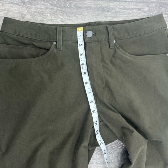 Lululemon ABC Classic-Fit Pant 28” Inseam Utilitech™ in Dark Olive Size 32 2022 - Picture 10 of 12